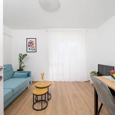 Pina Апартаменты *