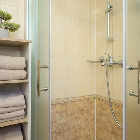 Pina Апартаменты *